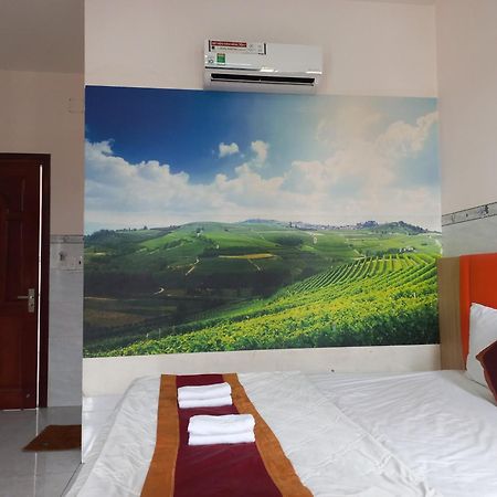 Hotel Khach San Nguyen Trung Ho Chi Minh Zewnętrze zdjęcie