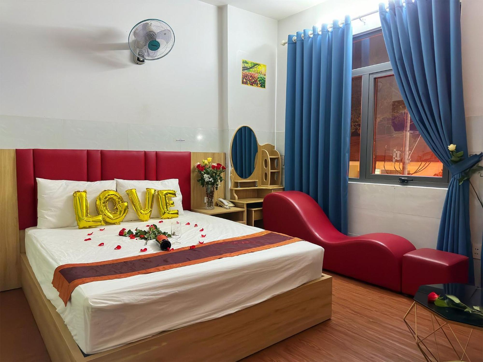 Hotel Khach San Nguyen Trung Ho Chi Minh Zewnętrze zdjęcie